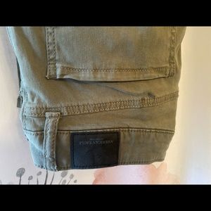 American Eagle Hi-Rise Jegging